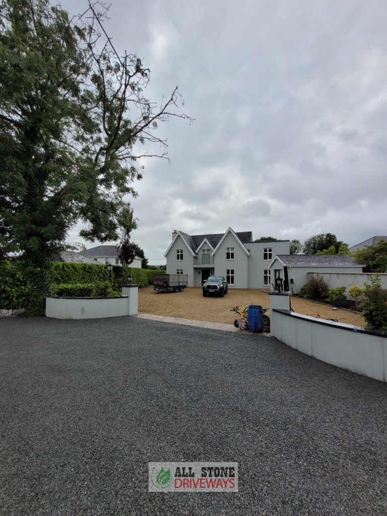 Double Coated Tar and Chip Driveway in Blackrock, Cork