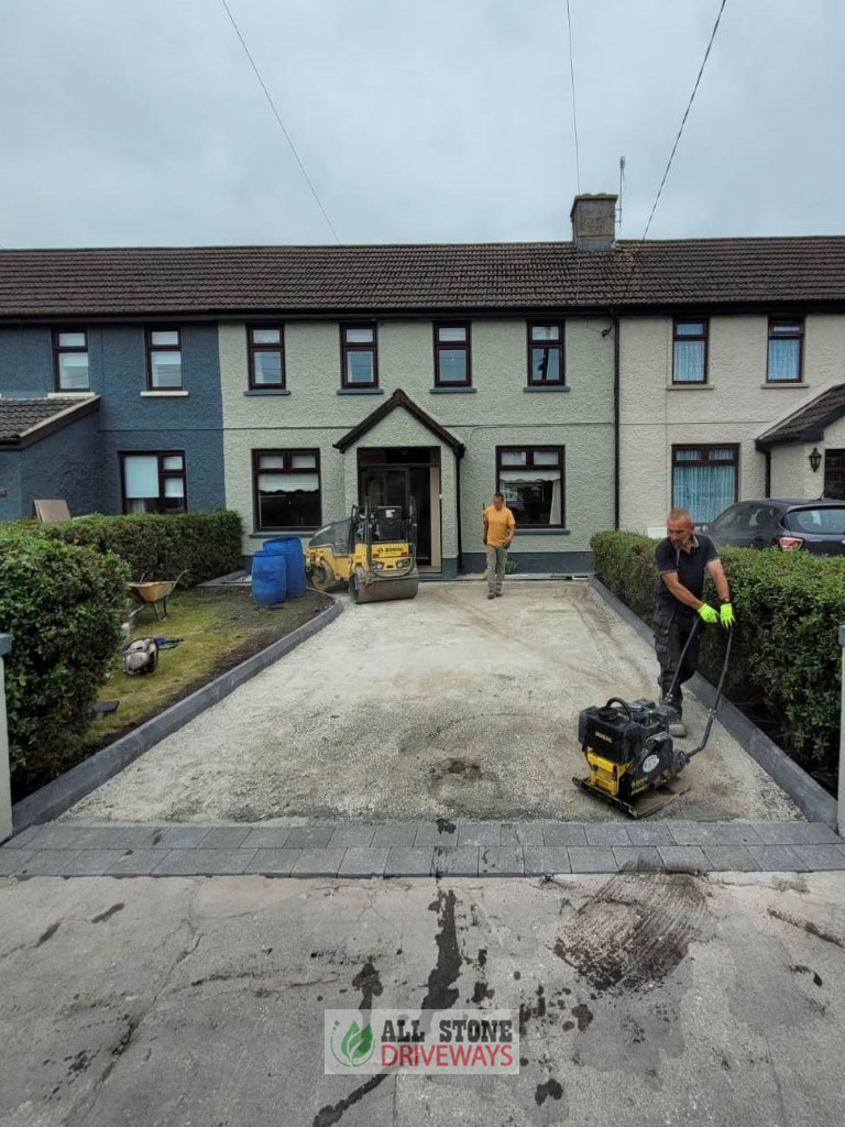 Tarmac Driveway with Black Granite Kerbing and Apron in Cork City