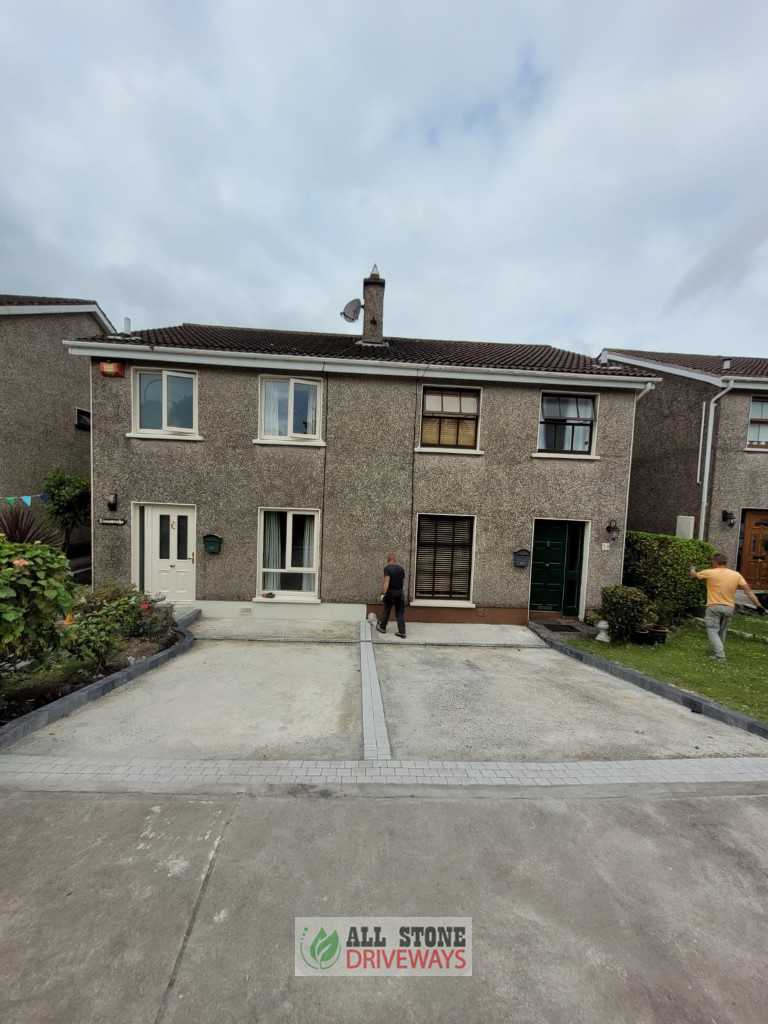 Two Adjacent SMA Driveways with Cobbled Border in Cork City